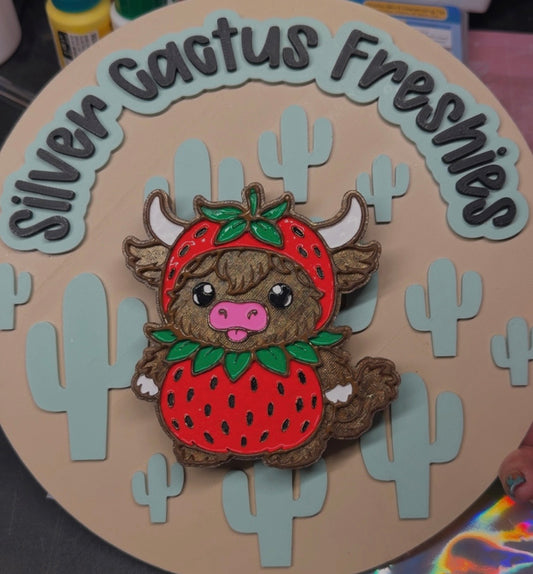 🐮🍓 Strawberry Cow Freshie
